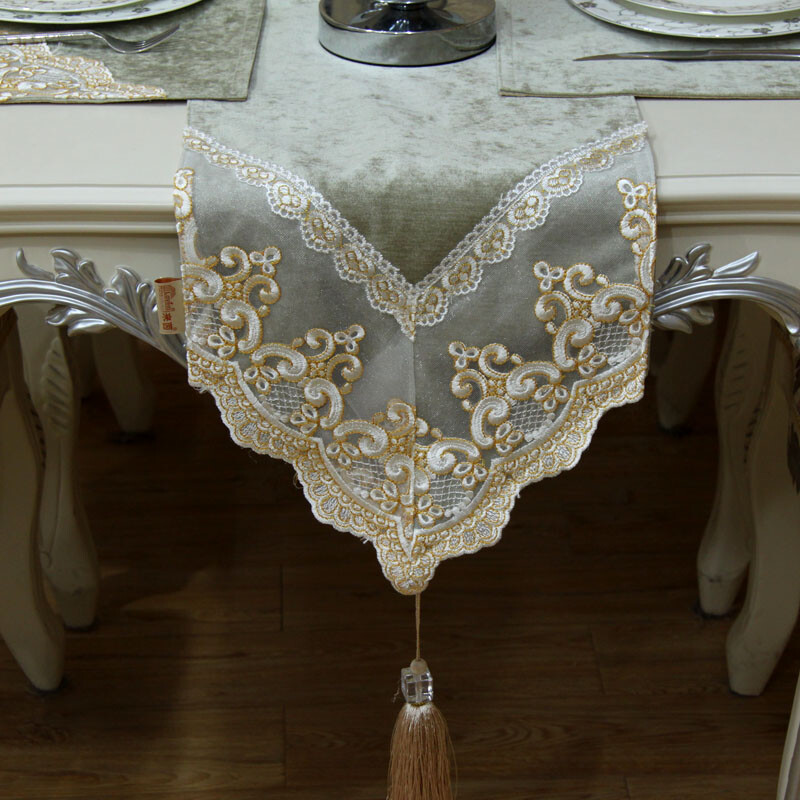 来茵欧式现代雪尼尔蕾丝花边多色桌旗桌布椅垫椅背家居布艺 豆绿色 30*240